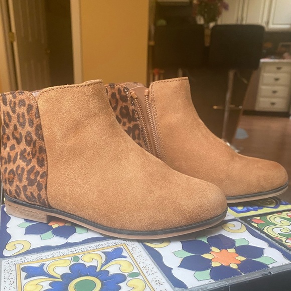 cat and jack booties